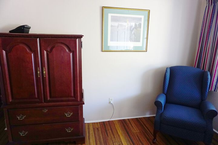 Room 44 of 89