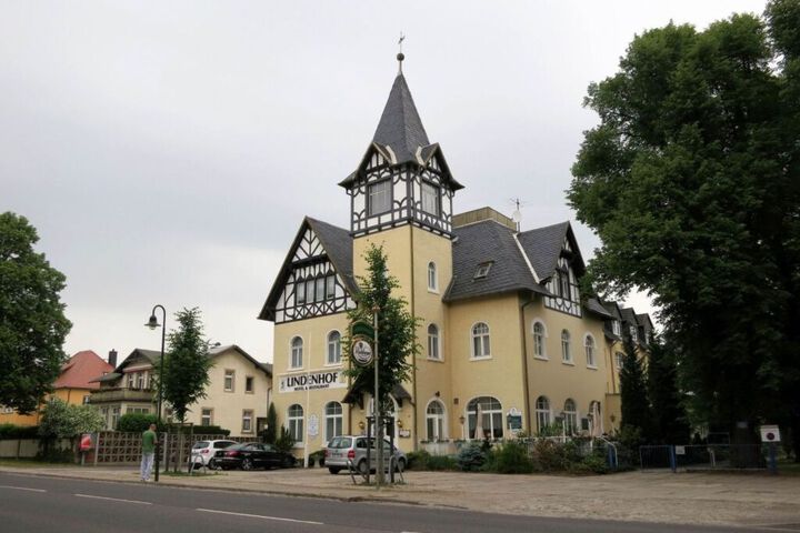 ZUM LINDENHOF