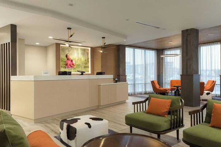 Hotel Interior 4 of 29