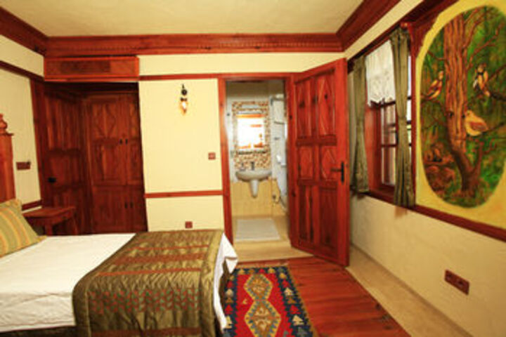 Room 48 of 78