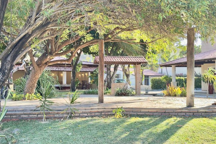 Property Grounds 16 of 27