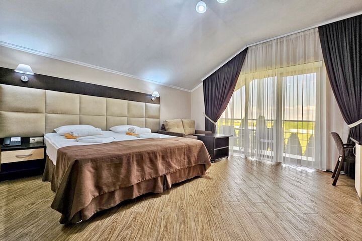 Room 19 of 70