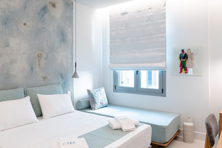 Room 8 of 54
