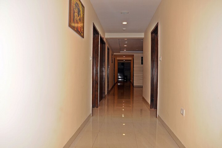 Hotel Interior 5 of 41