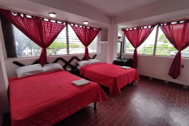 Room 17 of 27