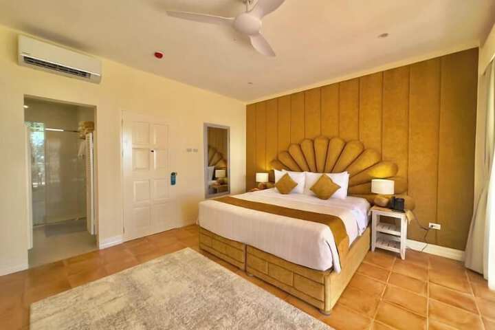 Room 57 of 162