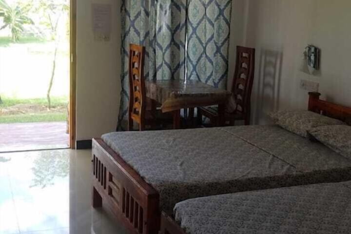 Room 5 of 23