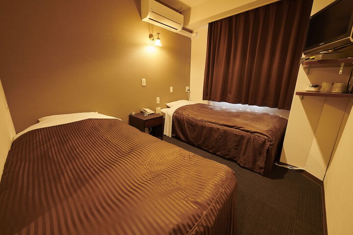 Room 6 of 41