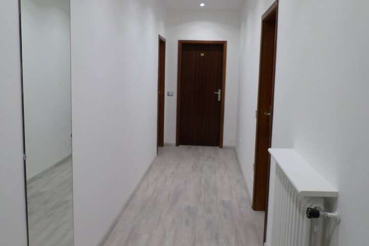 Ballroom/Hall 43 of 50