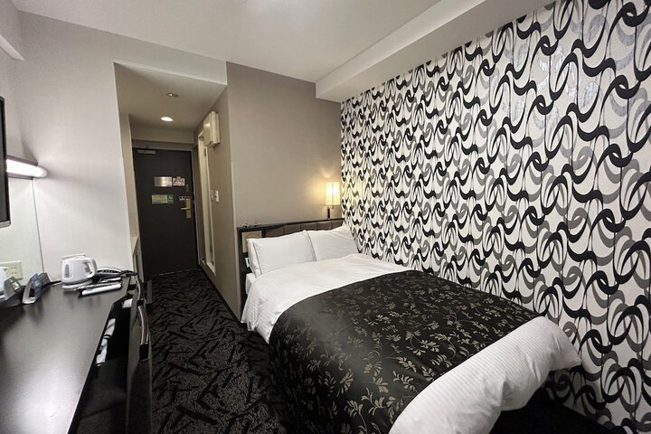 Room 5 of 26