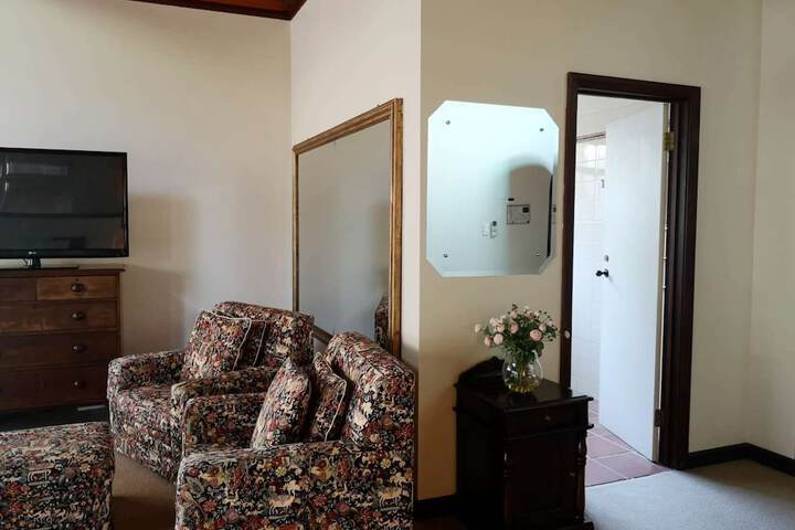 Room 30 of 127