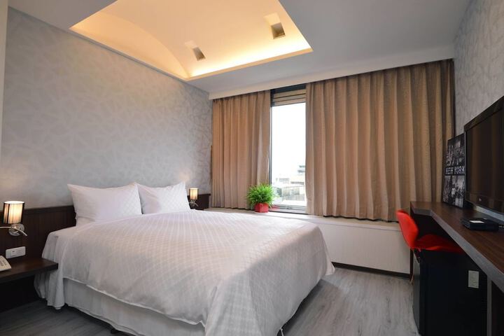 Room 51 of 78