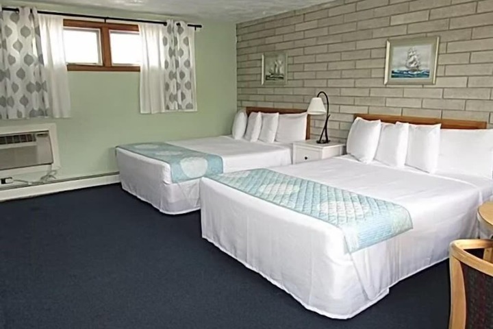 Room 3 of 46