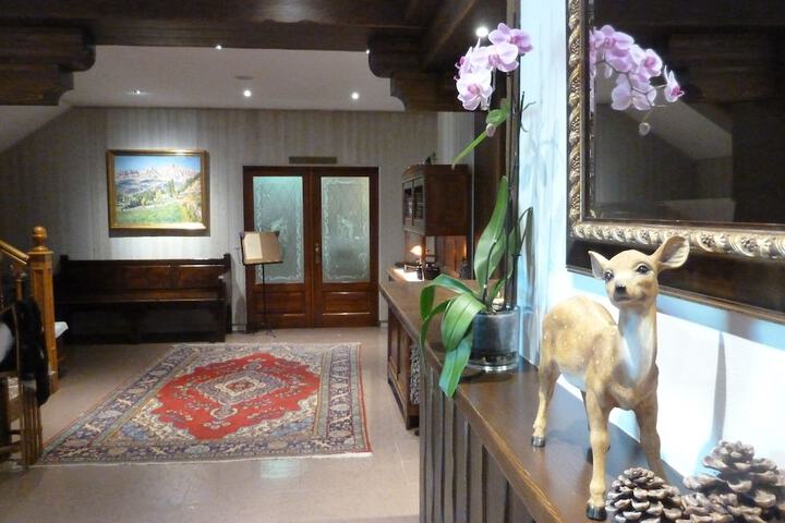 Hotel Interior 2 of 31