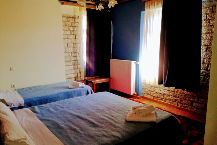 Room 12 of 31