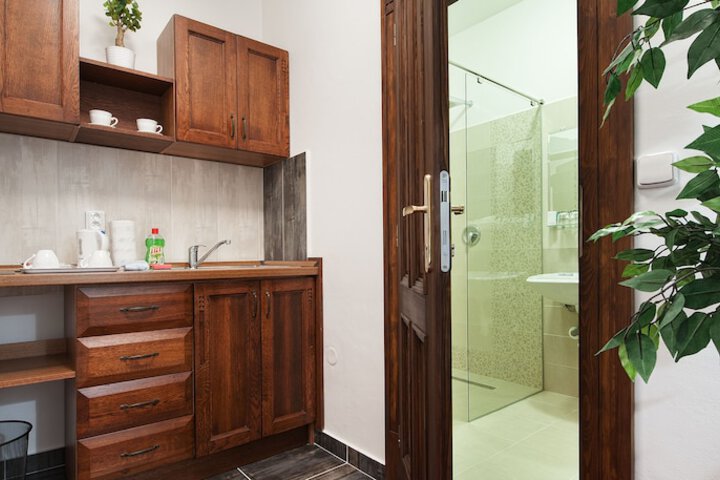 Private kitchenette