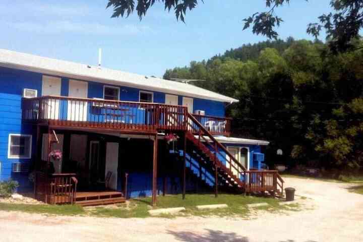 Hotel 78 of 83