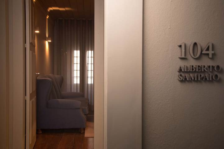 Room 10 of 51