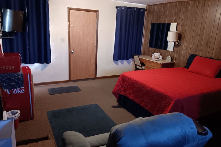 Room 9 of 21