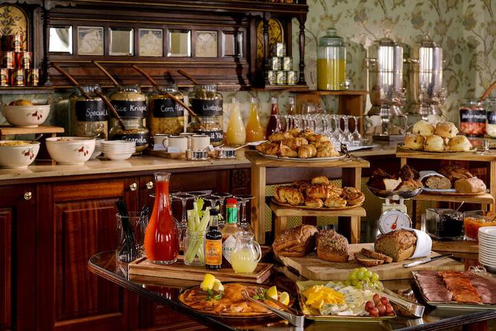 Breakfast/Coffee Service 55 of 67