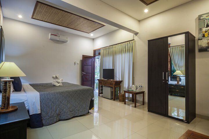 Room 32 of 160