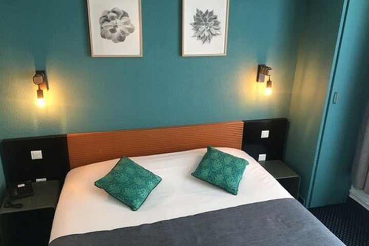Room 18 of 54
