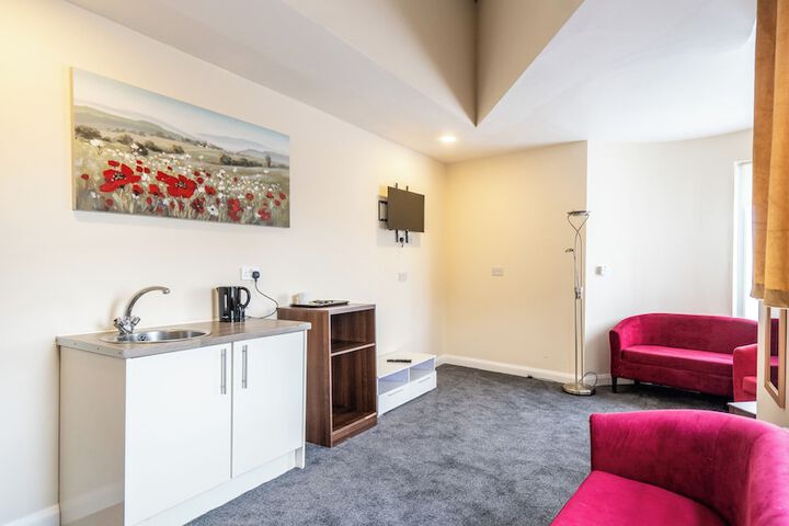 Room 21 of 43