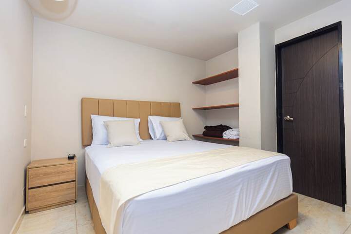 Room 9 of 26