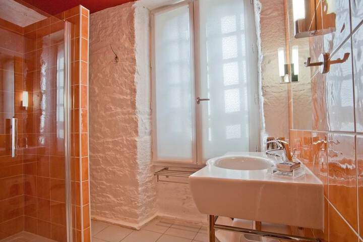 Bath Interior