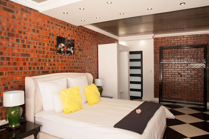 Room 14 of 62