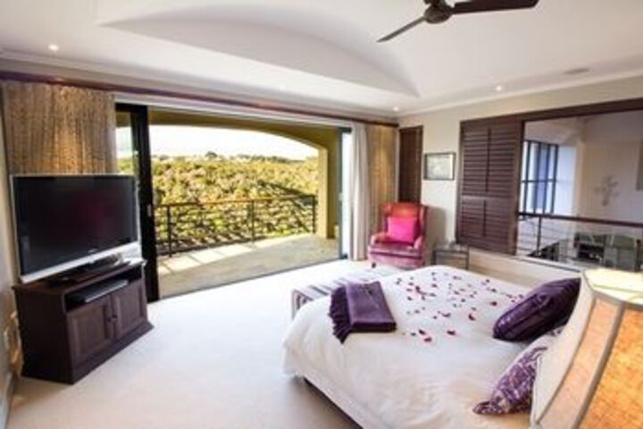 Room 15 of 26