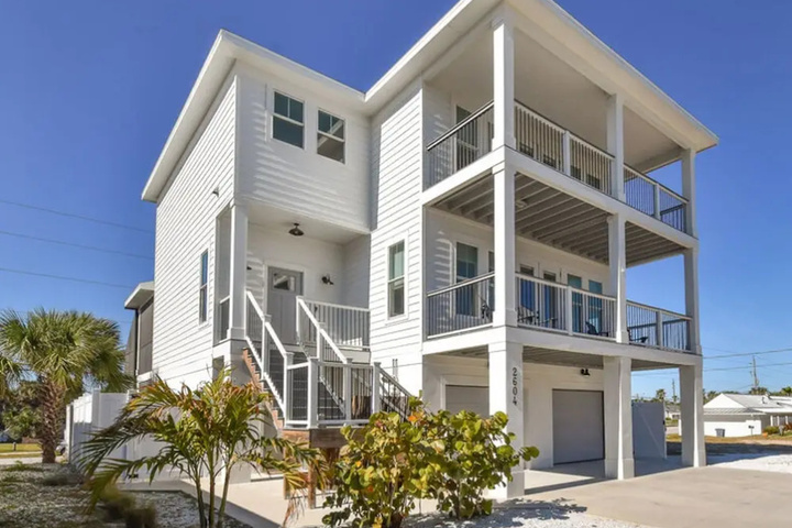 Image of Salt Life Pool Home by Ocean Properties