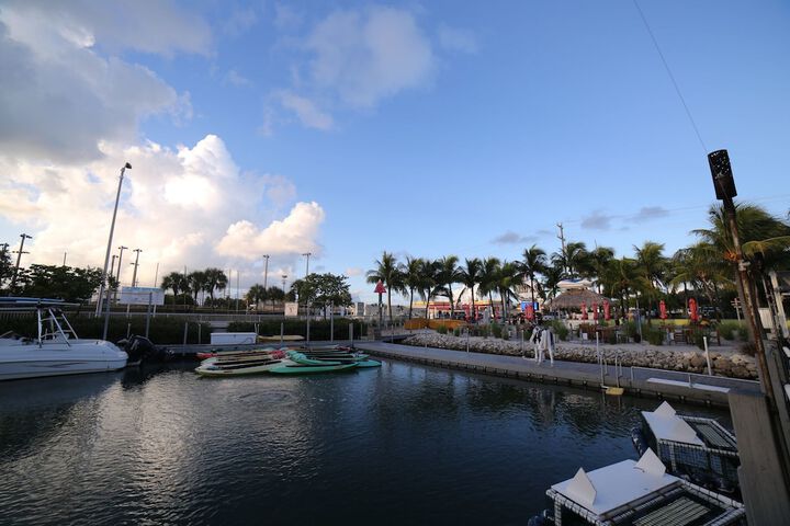 Dock