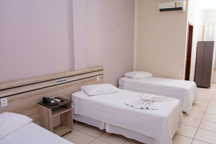 Room 11 of 26