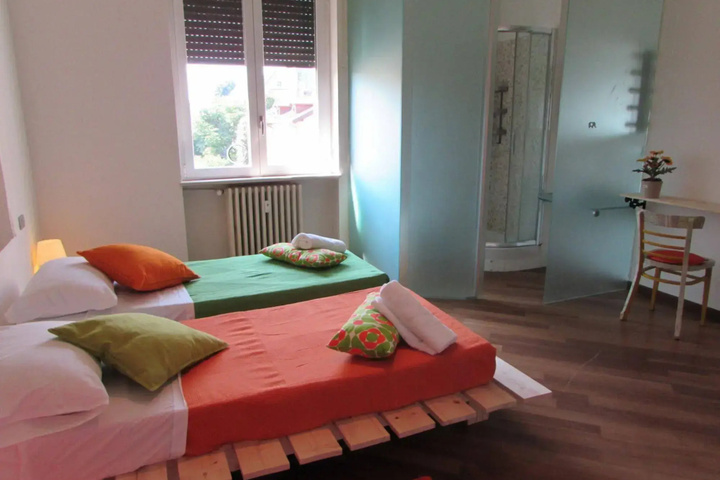 Room 3 of 15