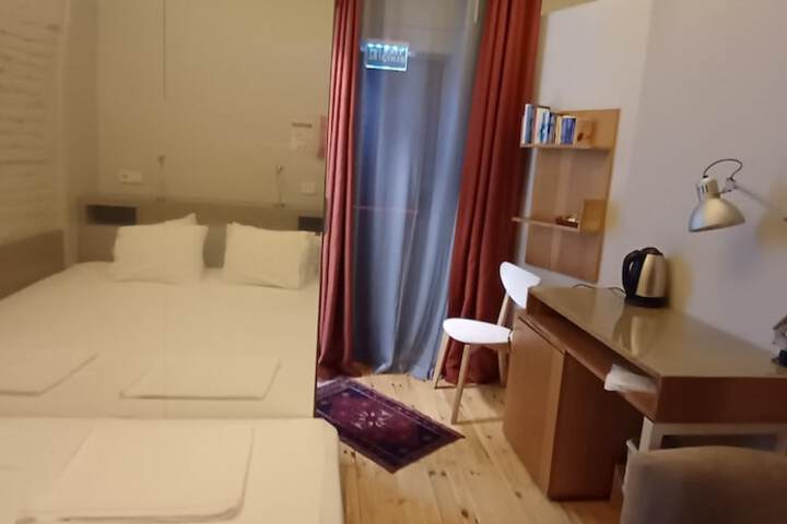 Room 39 of 73
