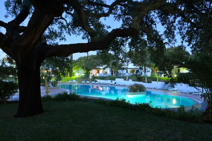 Pool Hotel