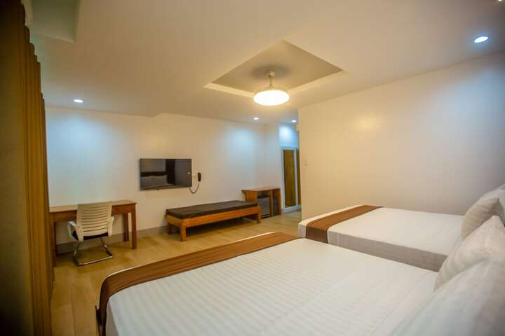 Room 11 of 72