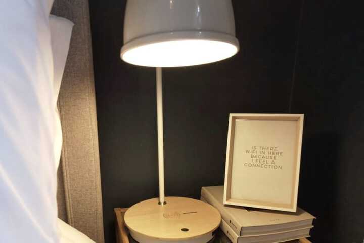 Room 40 of 61