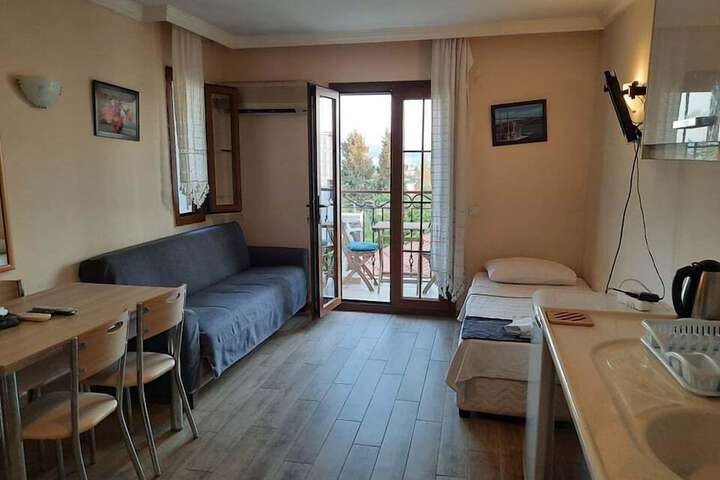 Room 20 of 48