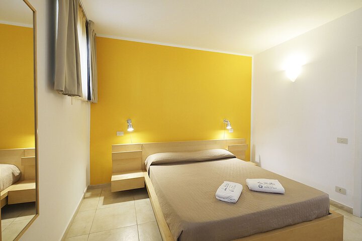 Room 4 of 45