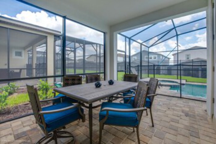 Terrace/Patio 7 of 152