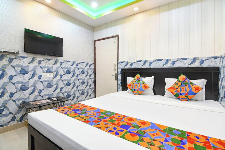 Room 20 of 38