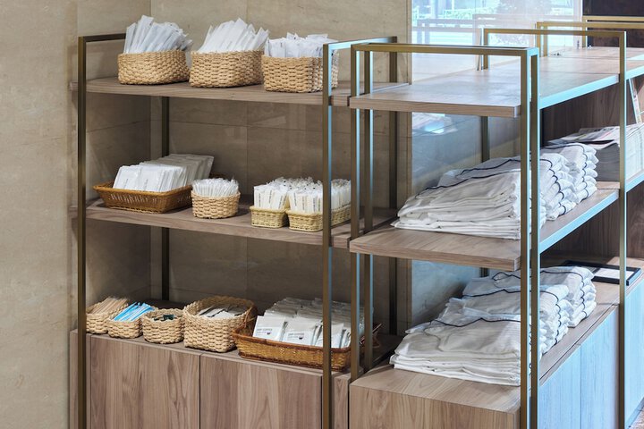 Room amenity