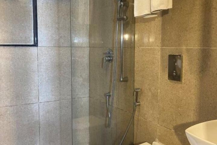Clean Restrooms
