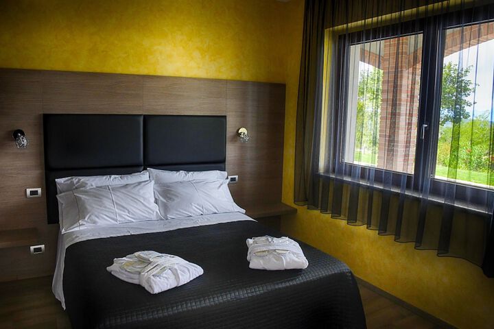 Room 3 of 18