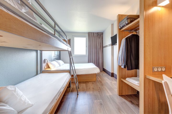 Room 14 of 44