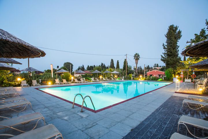 Pools & Facilities