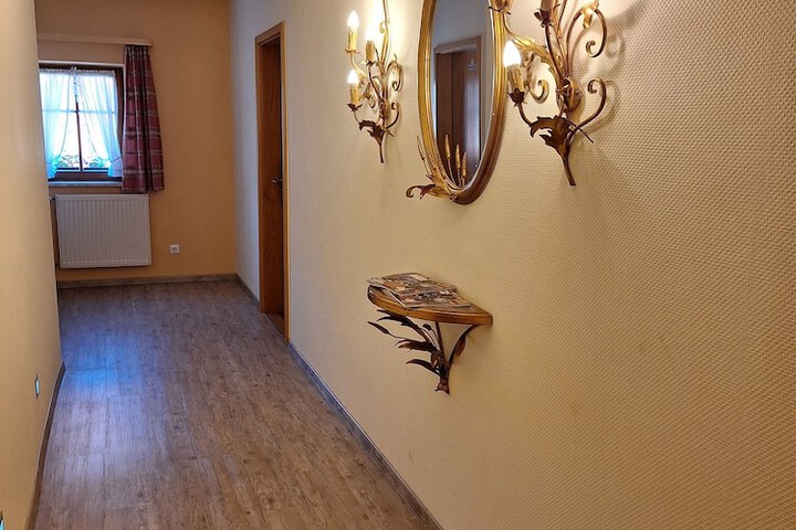 Ballroom/Hall 61 of 66