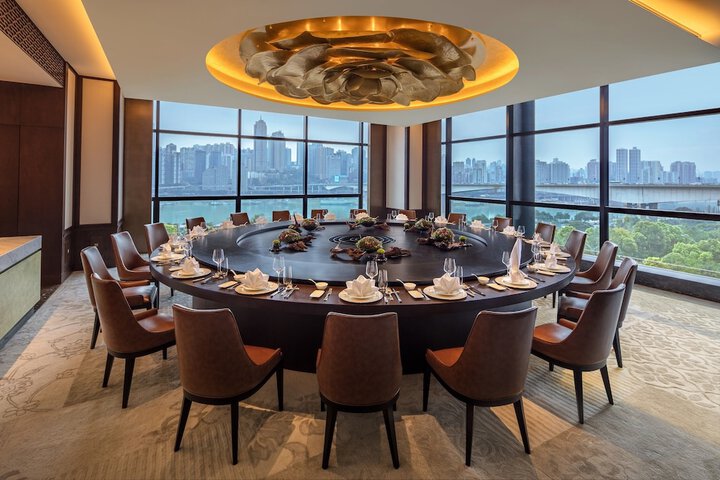 Dining 58 of 140